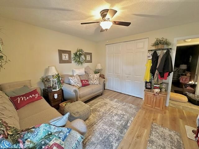 25 Barton Court, Monticello, KY 42633