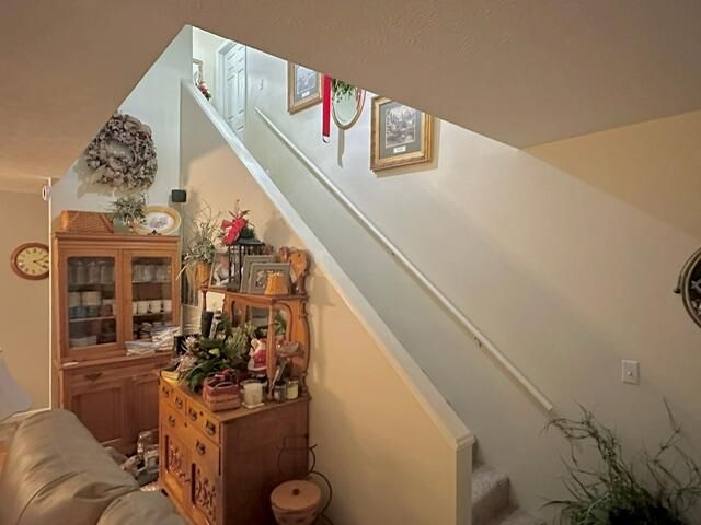 25 Barton Court, Monticello, KY 42633