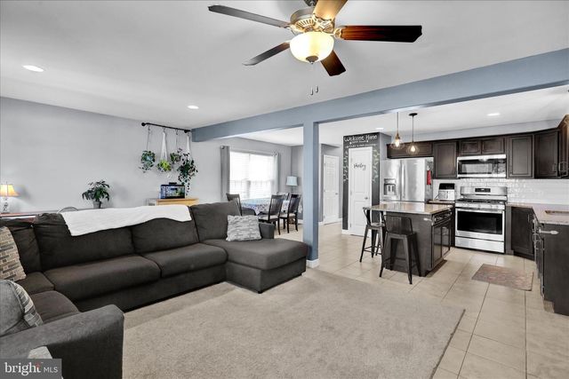 1237 FAIRMONT AVE, Temple, PA 19560