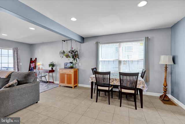 1237 FAIRMONT AVE, Temple, PA 19560