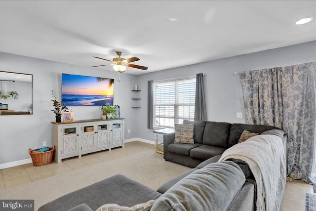 1237 FAIRMONT AVE, Temple, PA 19560