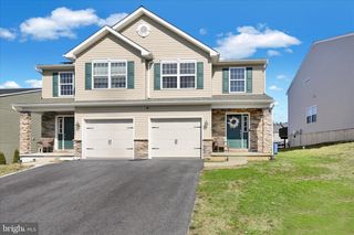 1237 FAIRMONT AVE, Temple, PA 19560