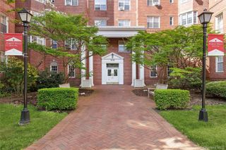 7636 113th Street 6M, Forest Hills, NY 11375