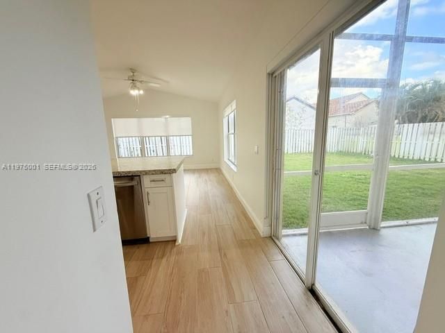 622 Carrington Ln 622, Weston, FL 33326