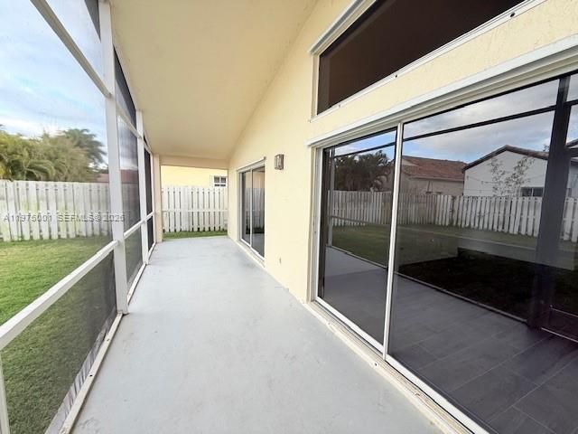 622 Carrington Ln 622, Weston, FL 33326