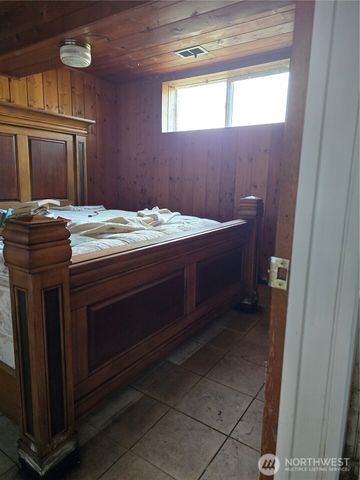 35919 8th Avenue S, Roy, WA 98580