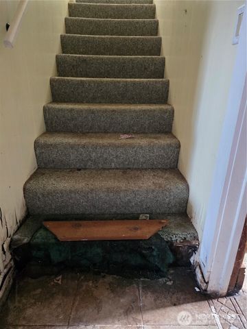 35919 8th Avenue S, Roy, WA 98580