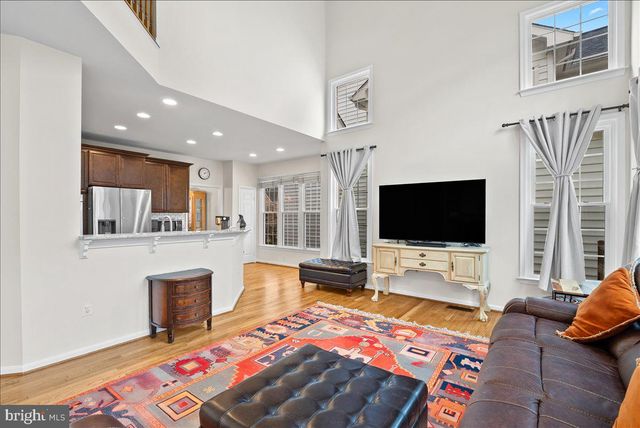 6475 PATUXENT VISTA DR, Alexandria, VA 22312