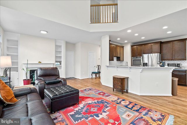 6475 PATUXENT VISTA DR, Alexandria, VA 22312