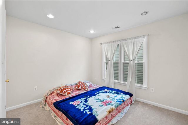 6475 PATUXENT VISTA DR, Alexandria, VA 22312