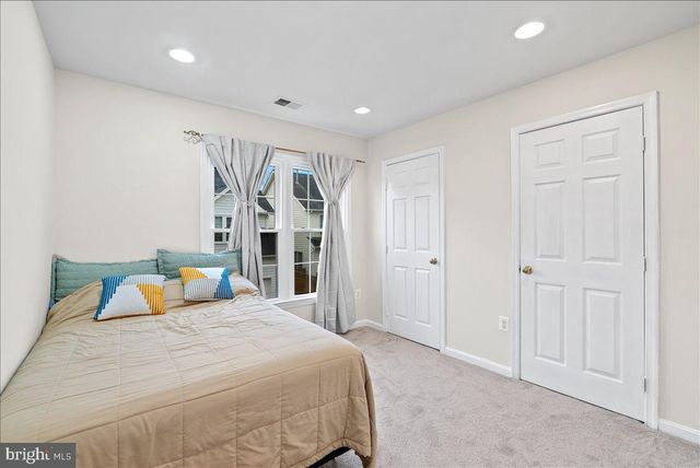 6475 PATUXENT VISTA DR, Alexandria, VA 22312