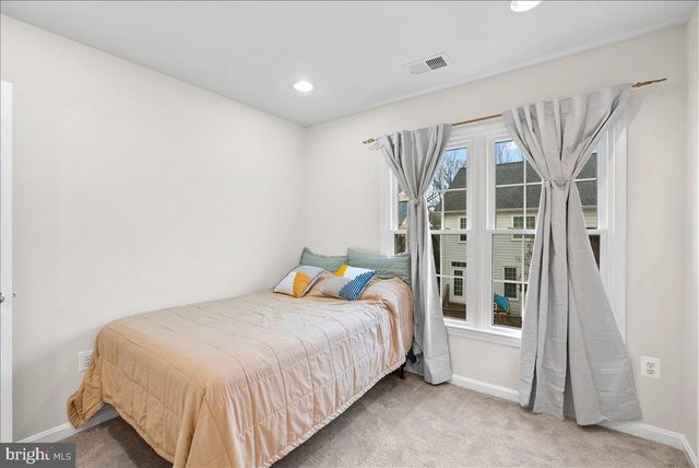 6475 PATUXENT VISTA DR, Alexandria, VA 22312