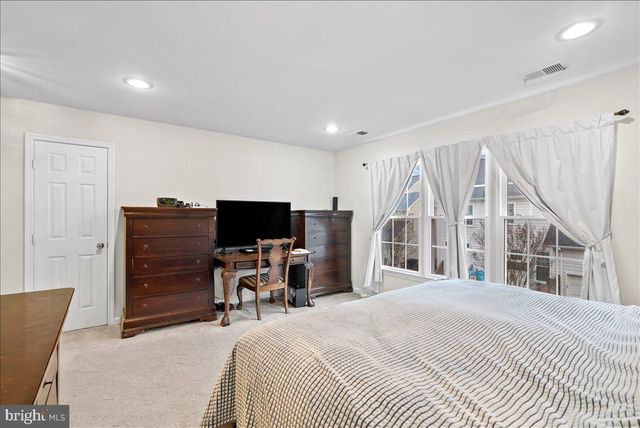 6475 PATUXENT VISTA DR, Alexandria, VA 22312