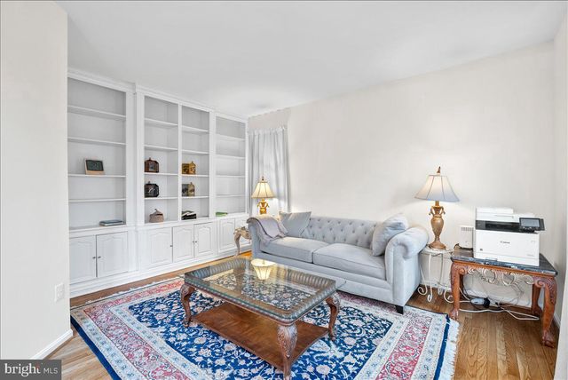 6475 PATUXENT VISTA DR, Alexandria, VA 22312