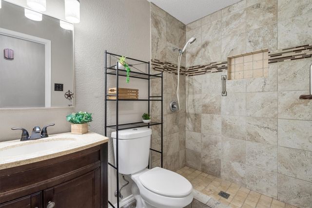 10212 Brea Canyon Road, Fort Worth, TX 76108