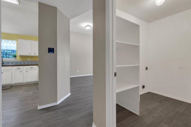 10212 Brea Canyon Road, Fort Worth, TX 76108