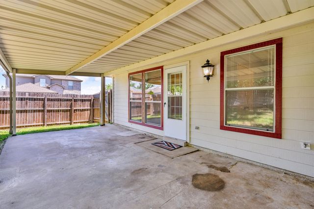 10212 Brea Canyon Road, Fort Worth, TX 76108