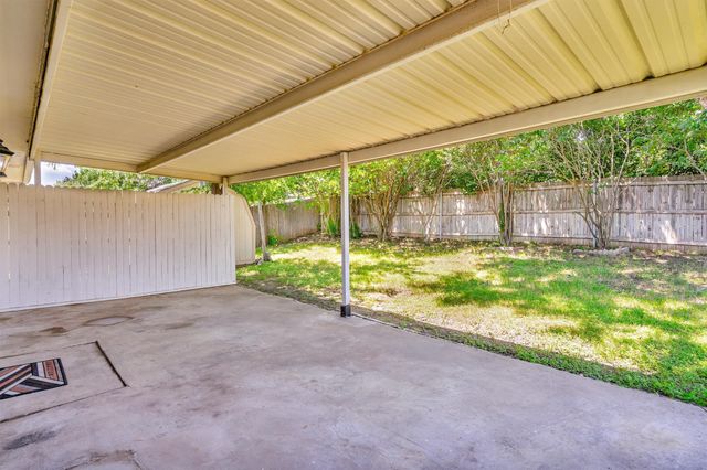 10212 Brea Canyon Road, Fort Worth, TX 76108