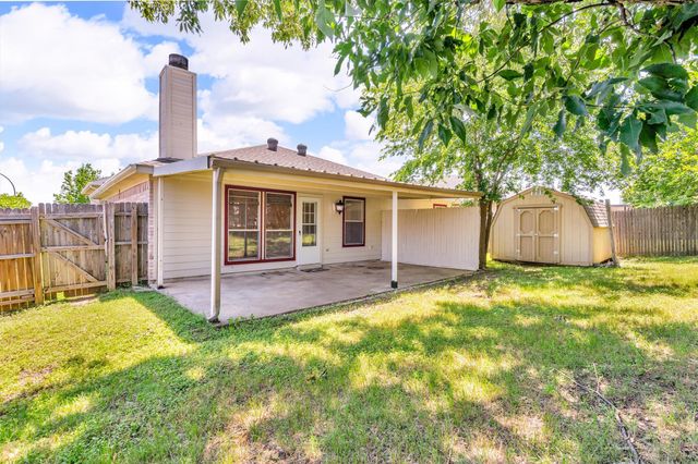 10212 Brea Canyon Road, Fort Worth, TX 76108