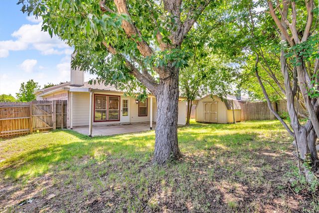 10212 Brea Canyon Road, Fort Worth, TX 76108