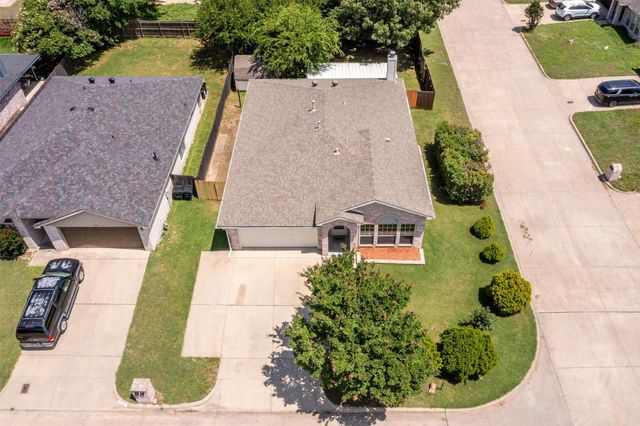 10212 Brea Canyon Road, Fort Worth, TX 76108