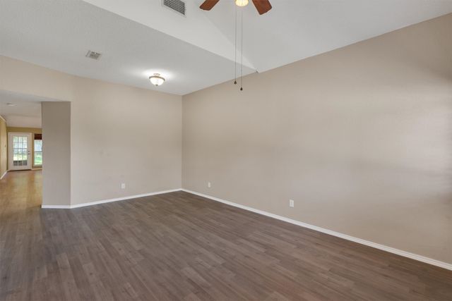 10212 Brea Canyon Road, Fort Worth, TX 76108