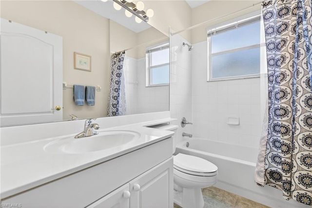 8912 Wellington Lakes CT, Fort Myers, FL 33908