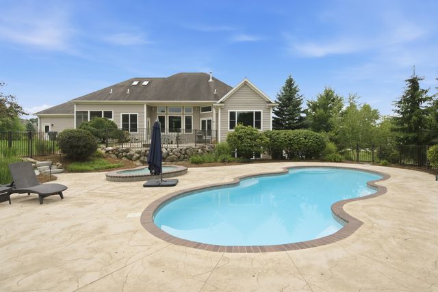 6319 Canterwood Drive, Richland Twp, MI 49083