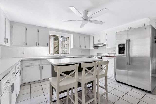 40 Captain Stanley Rd, Yarmouth, MA 02601
