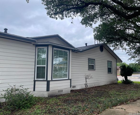565 DIVISION, San Antonio, TX 78214