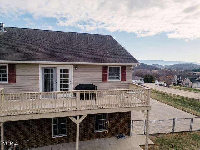381 East Ridges Drive, Chuckey, TN 37641