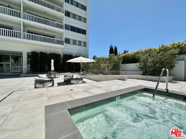 999 N Doheny Drive 408, West Hollywood, CA 90069