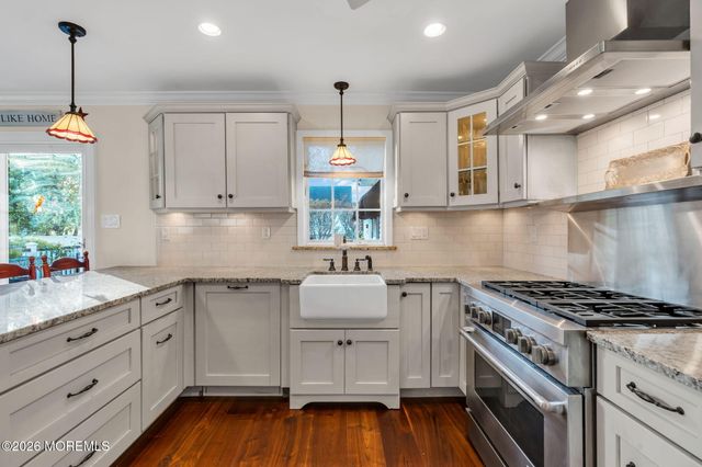 23 Valentine Street, Monmouth Beach, NJ 07750