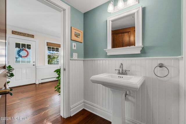 23 Valentine Street, Monmouth Beach, NJ 07750