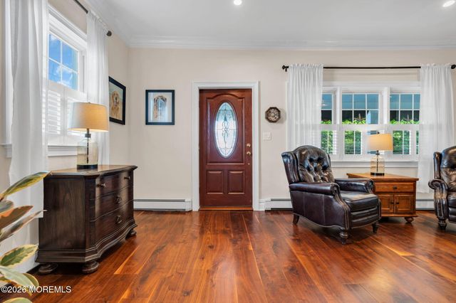 23 Valentine Street, Monmouth Beach, NJ 07750