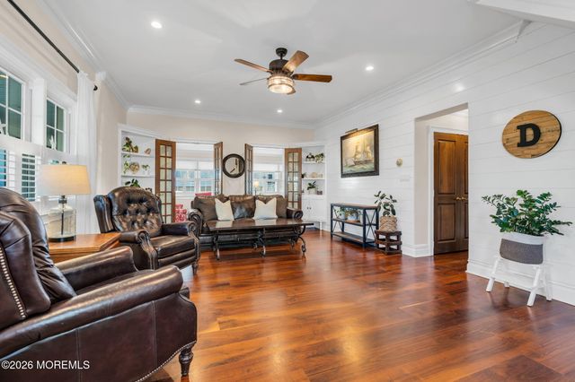 23 Valentine Street, Monmouth Beach, NJ 07750