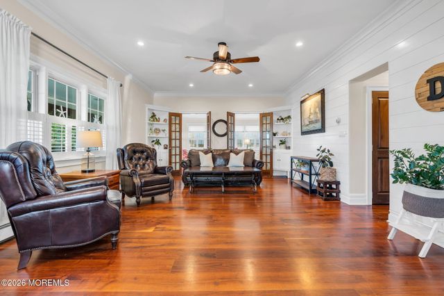 23 Valentine Street, Monmouth Beach, NJ 07750