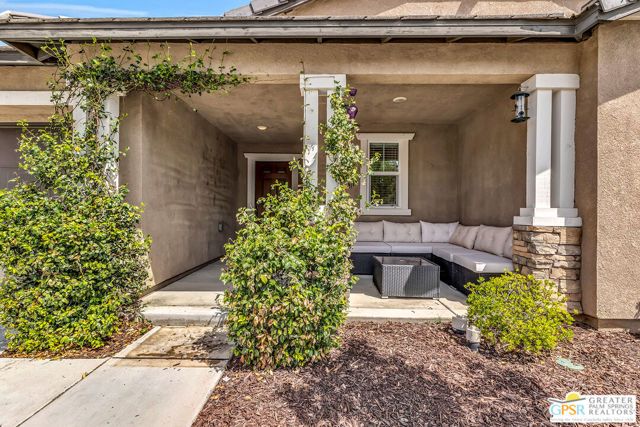 743 Pooish Avenue, San Jacinto, CA 92582