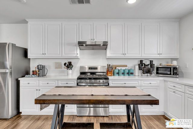 743 Pooish Avenue, San Jacinto, CA 92582