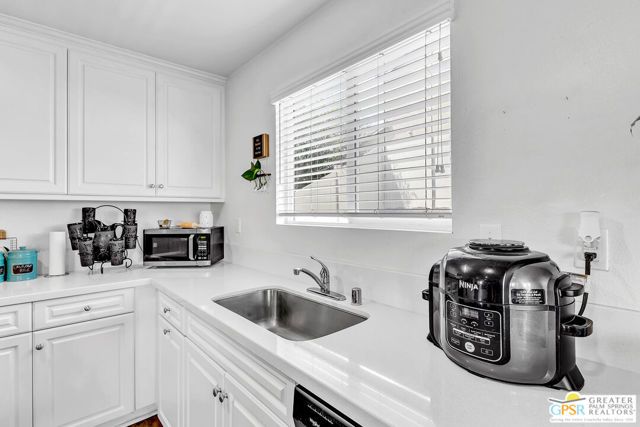 743 Pooish Avenue, San Jacinto, CA 92582