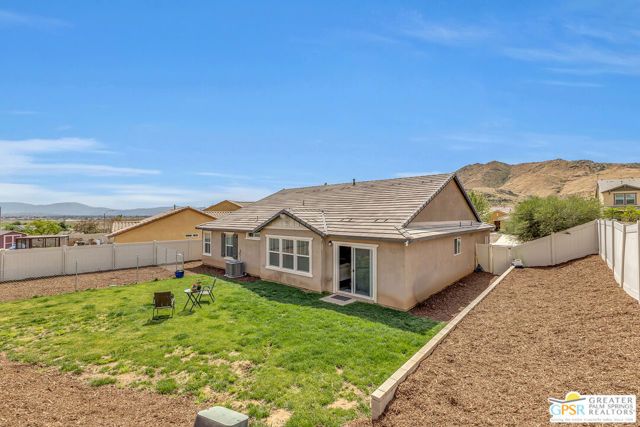 743 Pooish Avenue, San Jacinto, CA 92582