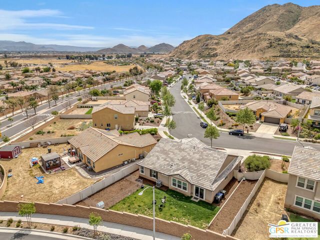 743 Pooish Avenue, San Jacinto, CA 92582