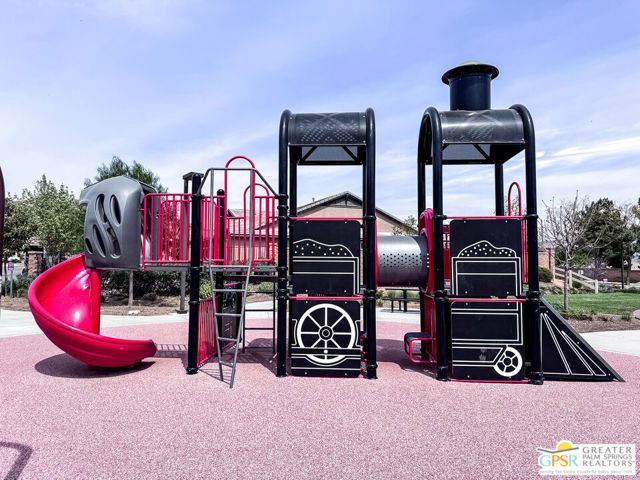 743 Pooish Avenue, San Jacinto, CA 92582