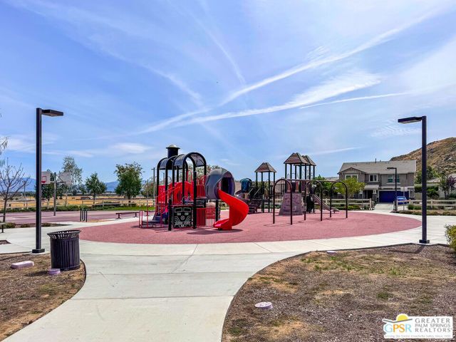 743 Pooish Avenue, San Jacinto, CA 92582