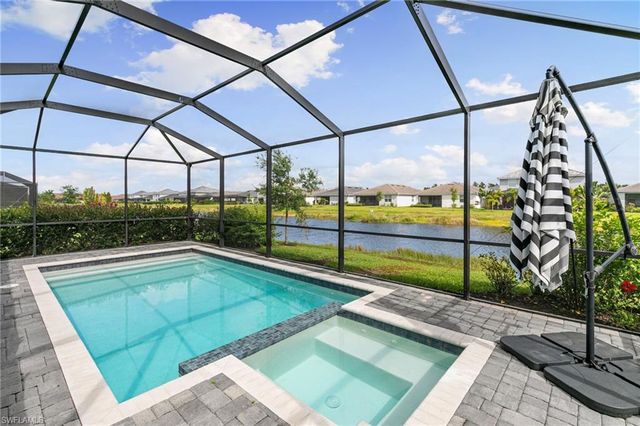 2525 Kona WAY, Naples, FL 34120