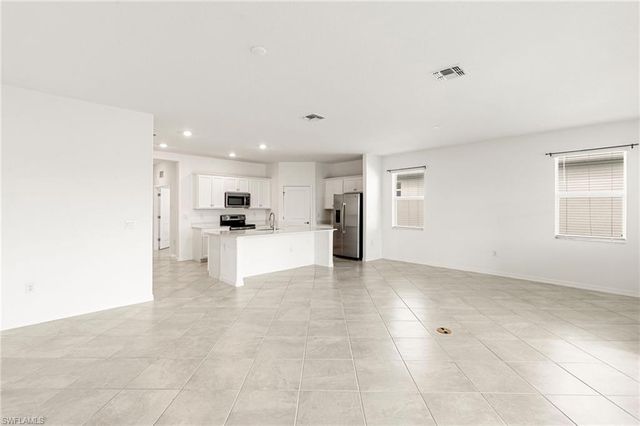 2525 Kona WAY, Naples, FL 34120