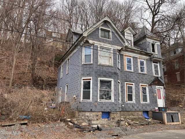 158 Forbes Street, Amsterdam, NY 12010