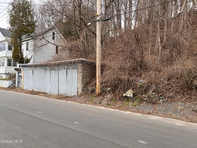 158 Forbes Street, Amsterdam, NY 12010