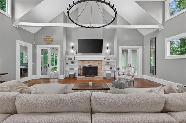 5960 Nachoochee Trail, Flowery Branch, GA 30542