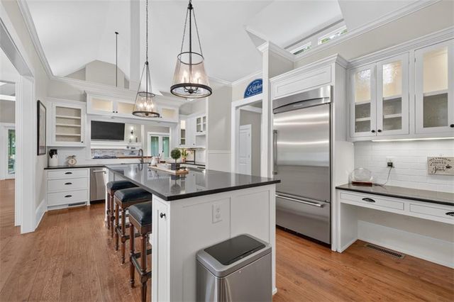 5960 Nachoochee Trail, Flowery Branch, GA 30542